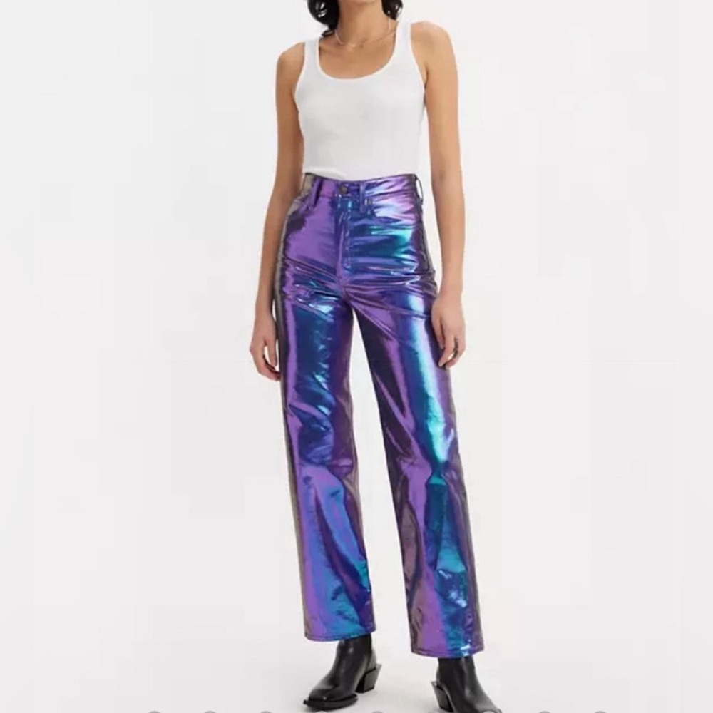 NWOT - Levi's Ribcage Straight Ankle Jeans in Purple - Size: 28